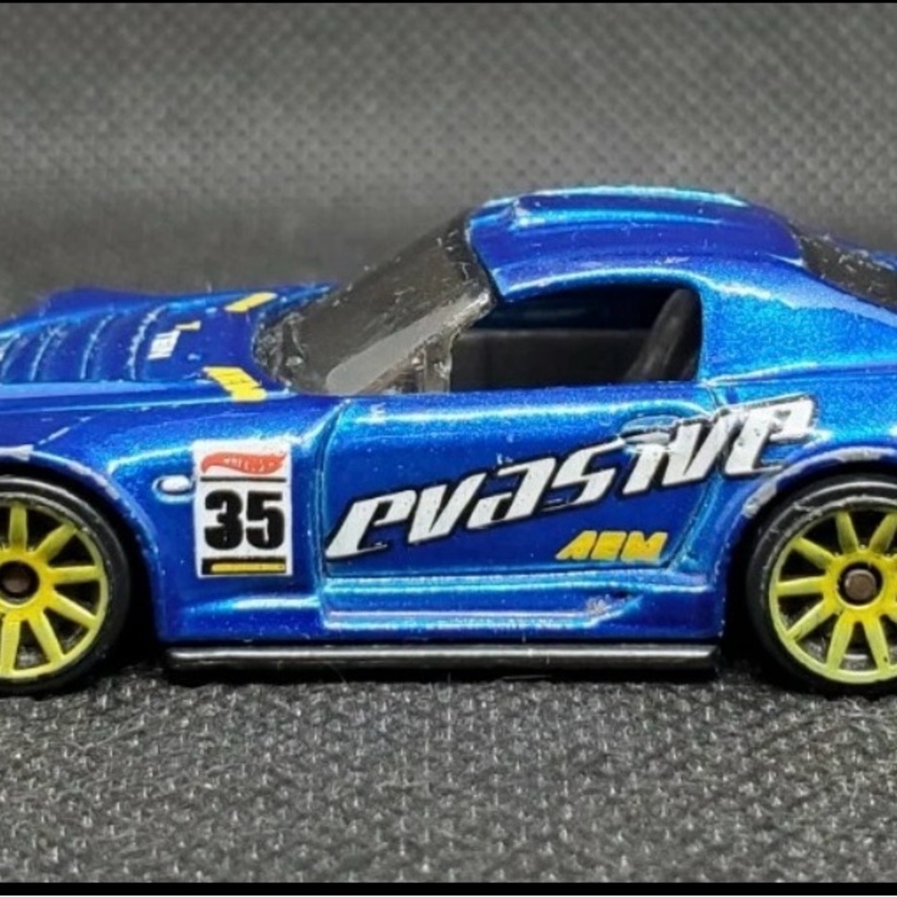‘13 Hot Wheels HW City Honda S2000 Blue w/Yellow 10sp - Mint, Pulled From 3-Pack